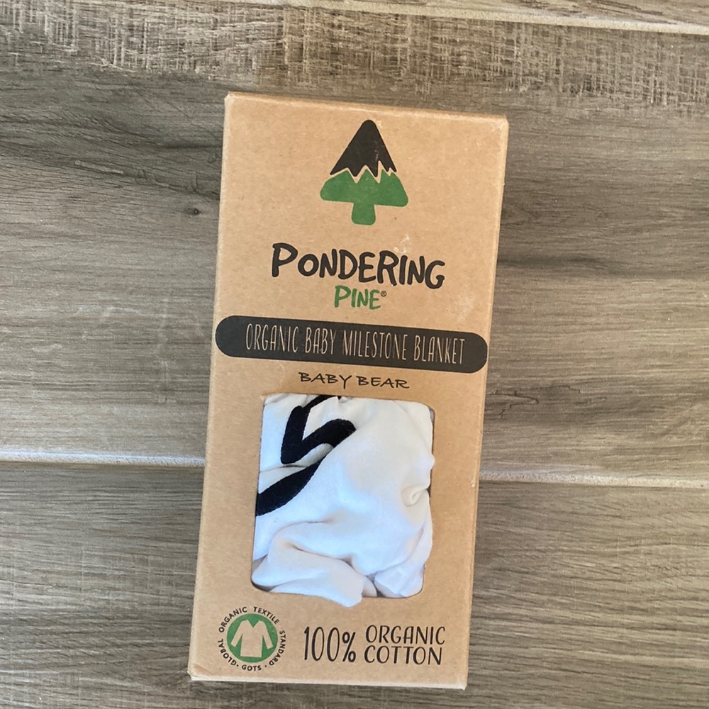 NWT Pondering Pine Organic Baby Bear Milestone blanket